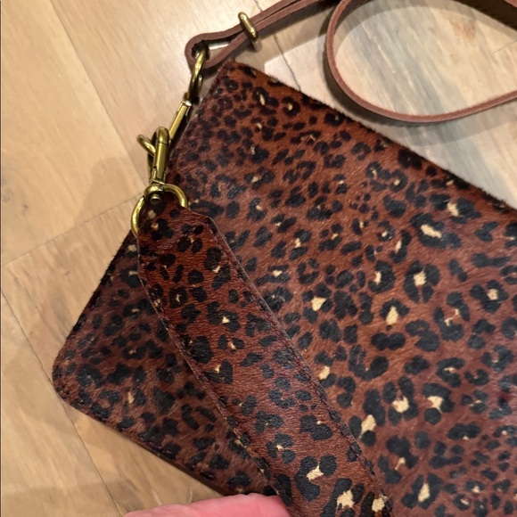 Madewell Flap Leopard Calf Hair Crossbody Convertible Bag - Picture 3 of 8